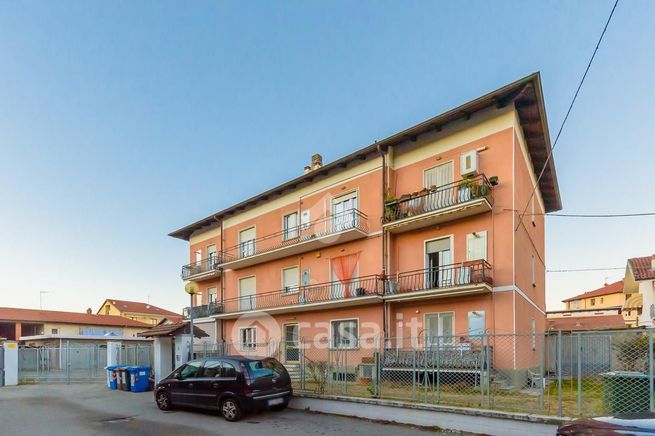 Appartamento in residenziale in Via Fontanesi 6