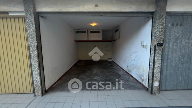 Garage/posto auto in residenziale in Via Giuseppe Sciuti 81