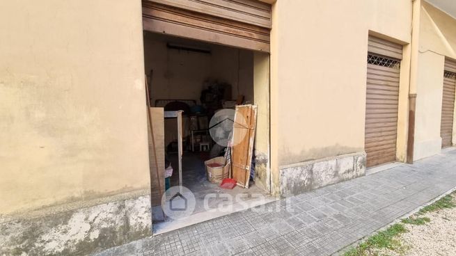 Garage/posto auto in residenziale in Via Istria 8