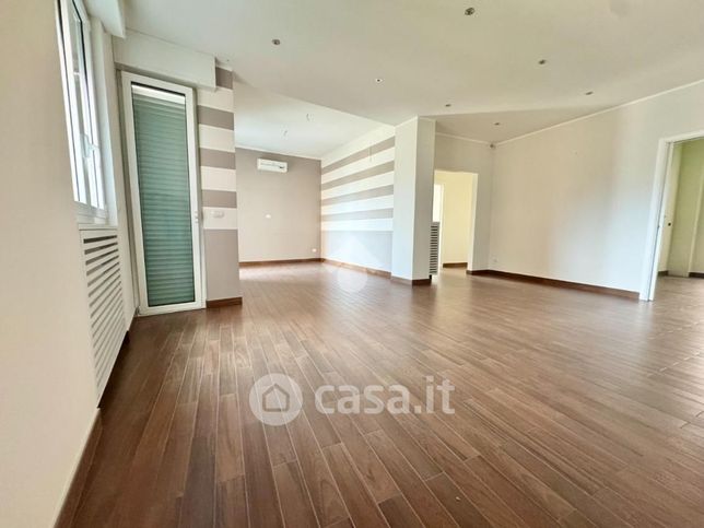 Appartamento in residenziale in Via Aristosseno