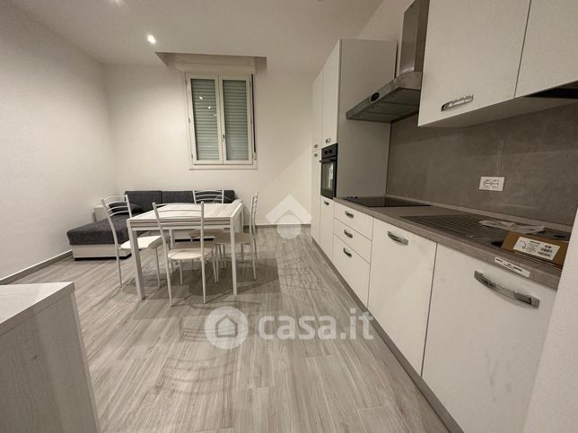 Appartamento in residenziale in Via Carlo Cattaneo 9