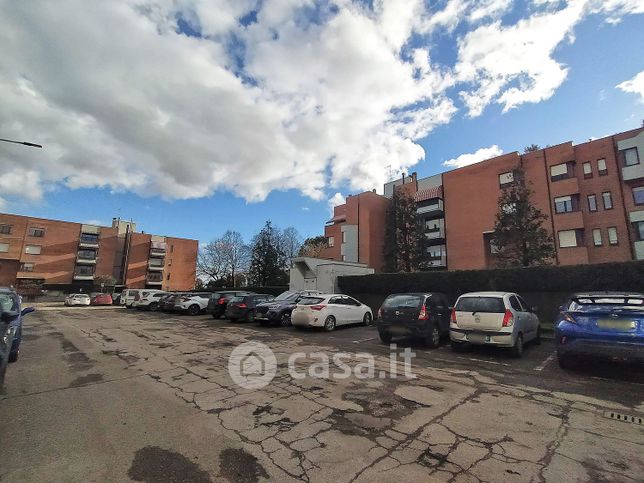 Appartamento in residenziale in Via Zauli Naldi 8