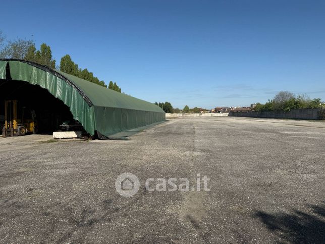 Terreno edificabile in residenziale in 