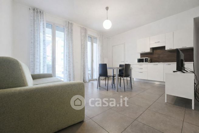 Appartamento in residenziale in Viale Taranto