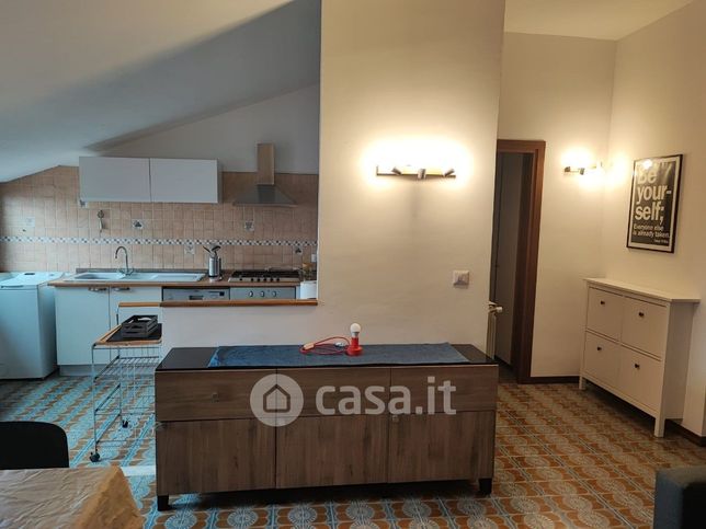 Appartamento in residenziale in Viale Fausto Cecconi 39