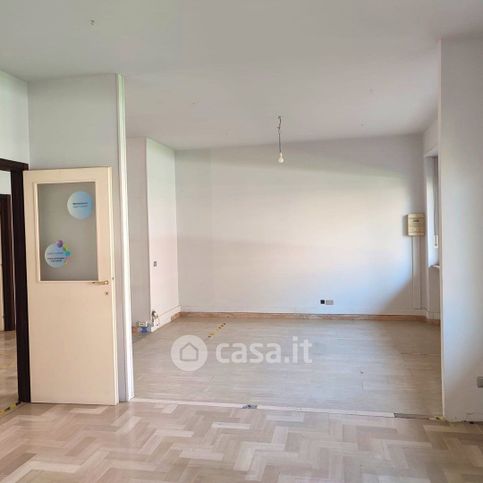 Ufficio in commerciale in Corso Piave 14