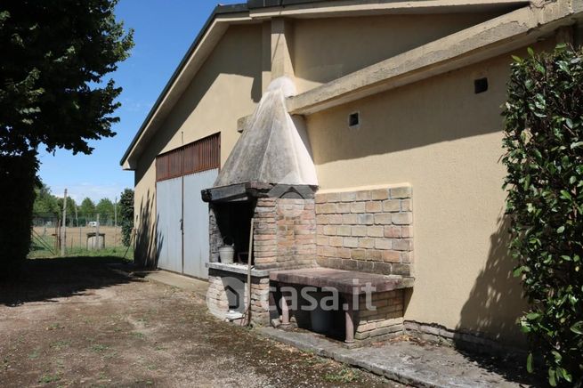 Box/posto auto in residenziale in