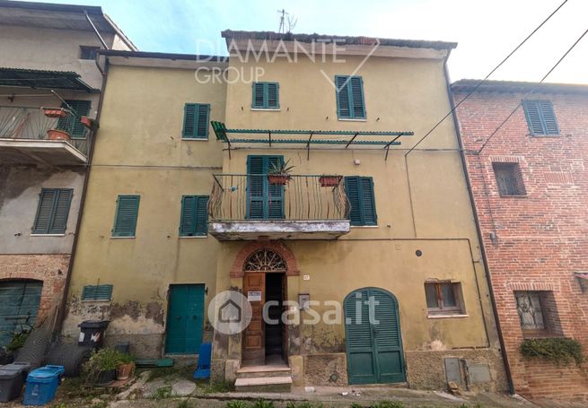 Casa indipendente in residenziale in Via G. Galeotti 82