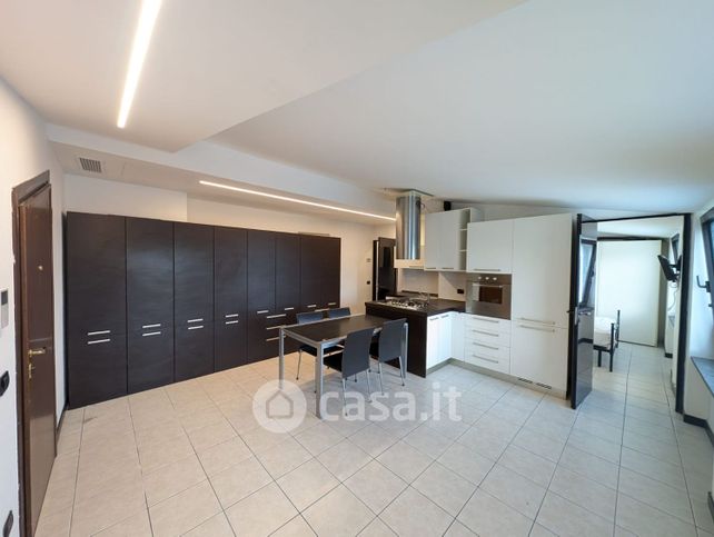Attico/mansarda in residenziale in Via San Pietro 31