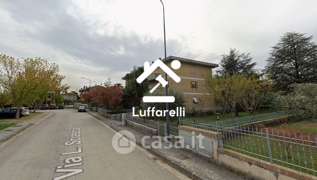 Garage/posto auto in residenziale in Via L. Sciascia 4