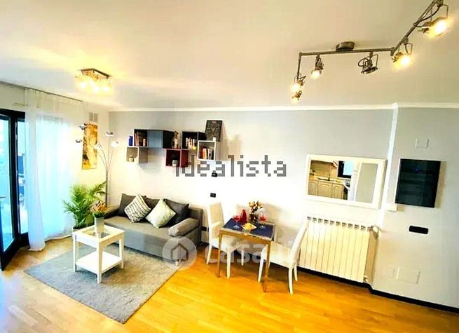 Appartamento in residenziale in Via Ernesto Calindri 3