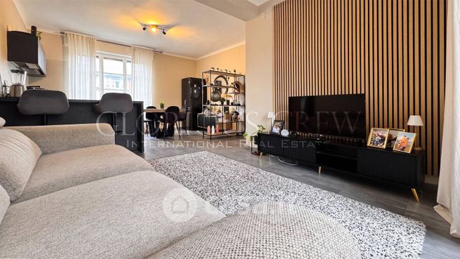 Appartamento in residenziale in Via Jacopino da Tradate 9