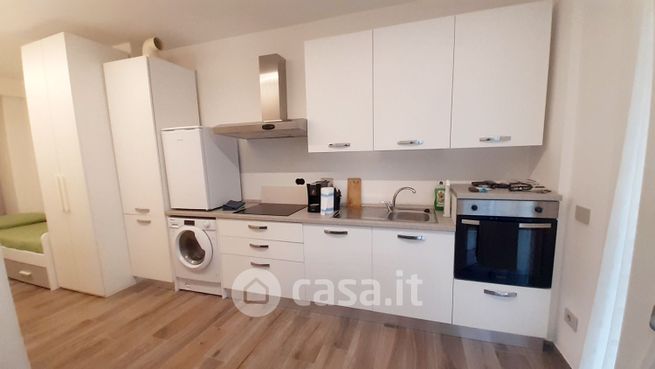 Appartamento in residenziale in Via Annibal Caro