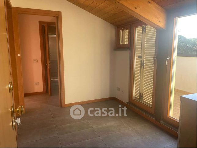 Appartamento in residenziale in Viale Tanara Faustino 25