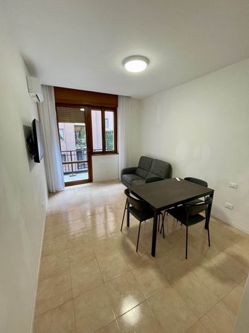 Appartamento in residenziale in Viale Certosa 26 /A