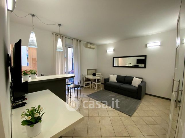 Appartamento in residenziale in Viale Col di Lana 6