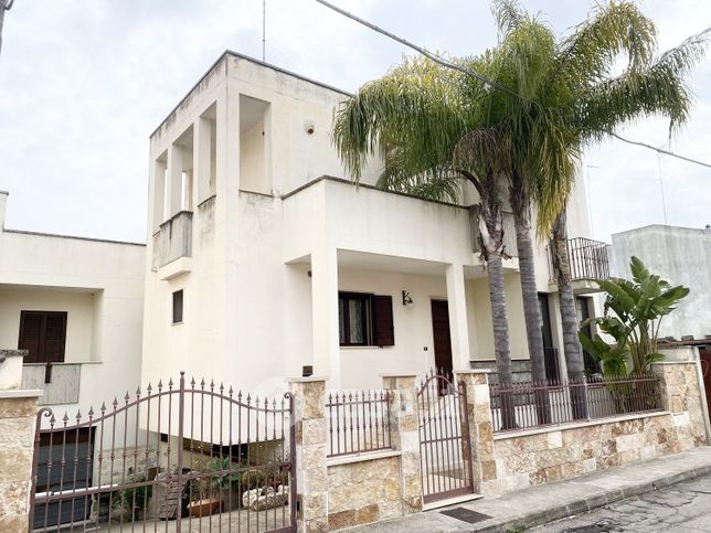 Villa in residenziale in Via Sonzini