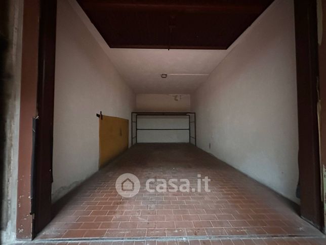 Box/posto auto in residenziale in Via Milazzo 5