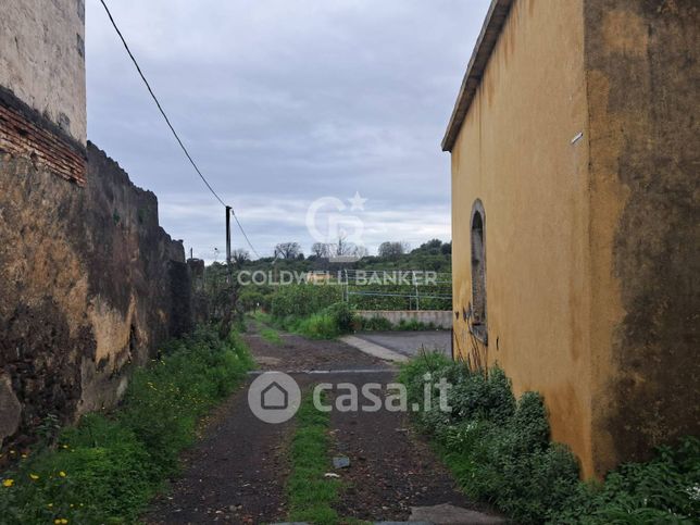 Terreno agricolo in commerciale in 