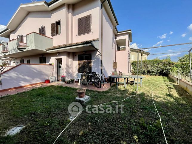 Appartamento in residenziale in Via per Corte Stella