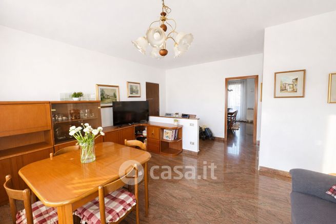 Attico/mansarda in residenziale in Via Valpolicella