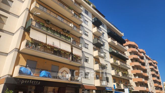 Appartamento in residenziale in Via Umberto Giordano 130