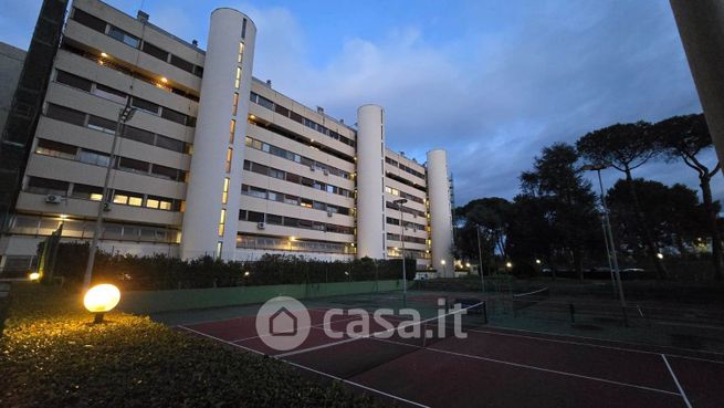 Appartamento in residenziale in Viale Erminio Spalla 33