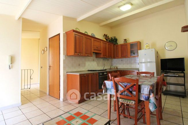 Appartamento in residenziale in Via Gaetano Catra 37