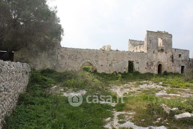 Rustico/casale in residenziale in Strada senza nome