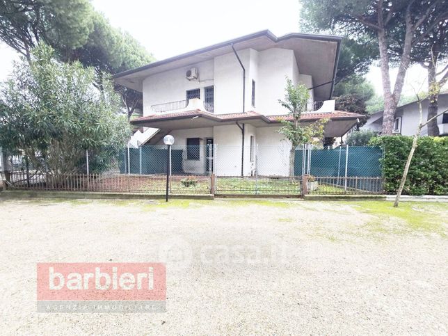 Appartamento in residenziale in Viale Diana 27