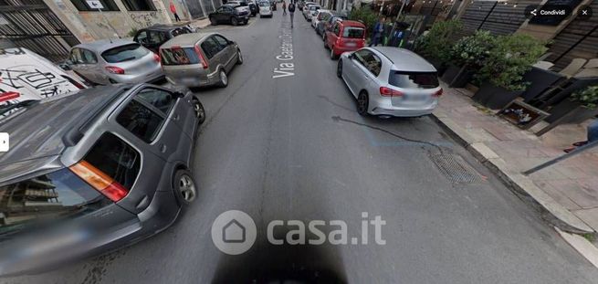 Box/posto auto in residenziale in Via Gaetano Devitofrancesco 2 DE