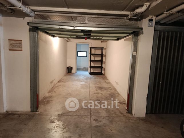Box/posto auto in residenziale in Piazza dei Macchiaioli