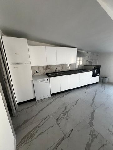 Attico/mansarda in residenziale in Via Atellana
