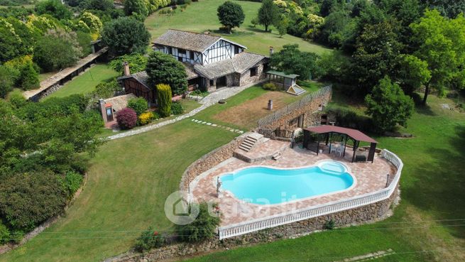 Villa in residenziale in Strada di Valle Steccona