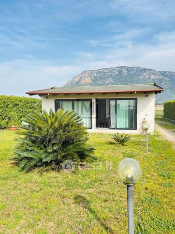 Casa indipendente in residenziale in Via Ceccaccio