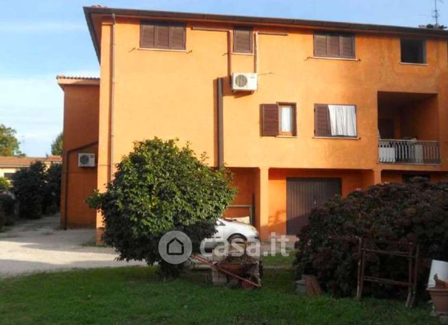 Appartamento in residenziale in Via Casale Romani 7