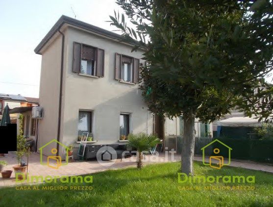 Appartamento in residenziale in Via Carpane 15