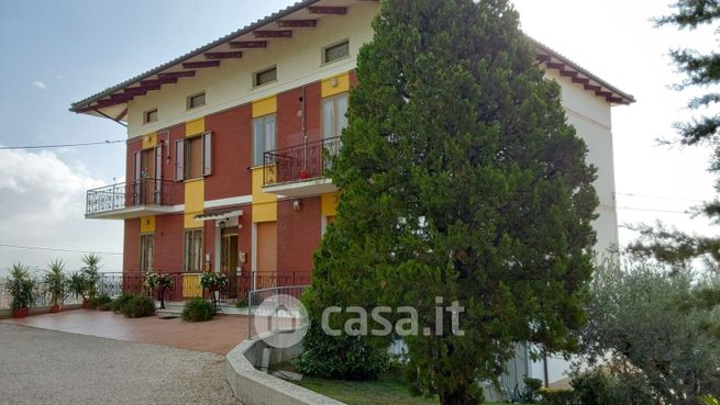 Appartamento in residenziale in Via Collevago