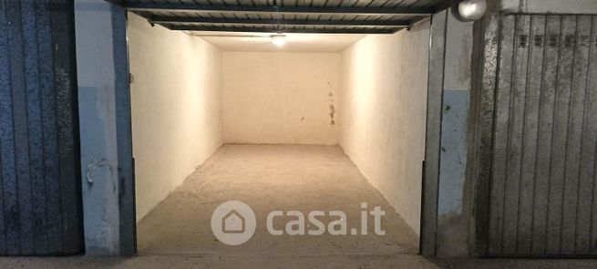 Garage/posto auto in residenziale in 