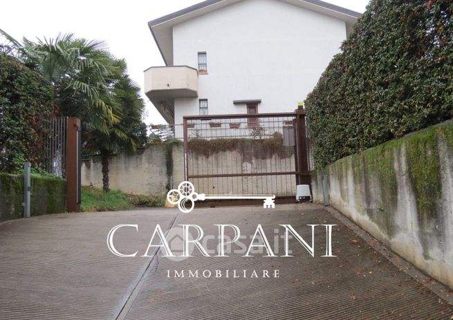 Box/posto auto in residenziale in Via San Giuseppe