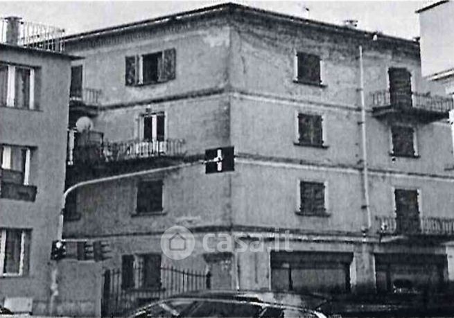 Appartamento in residenziale in Viale Dante Alighieri 36
