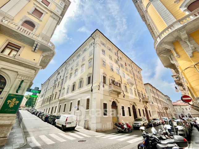 Box/posto auto in residenziale in Via del Lazzaretto Vecchio 22