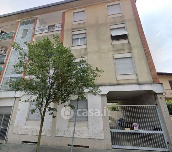 Appartamento in residenziale in Via Legnano 9