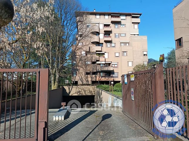 Garage/posto auto in residenziale in Via Val Seriana