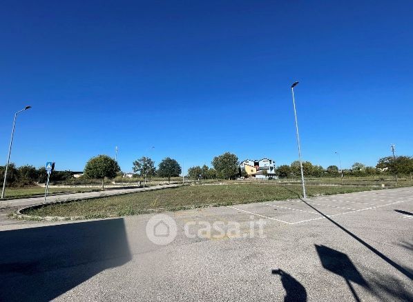 Terreno edificabile in residenziale in Via Gandhi