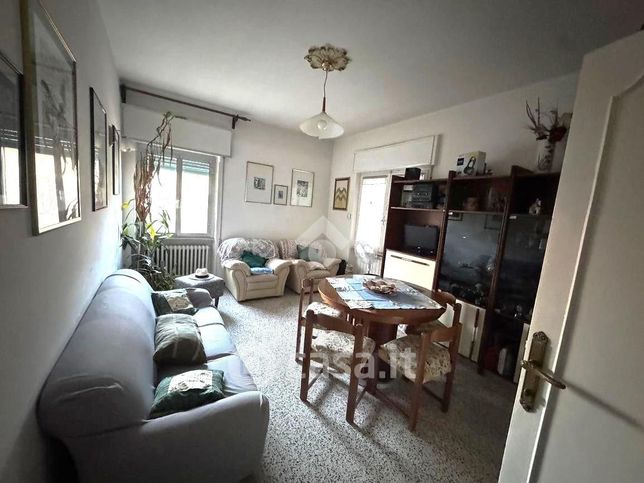 Appartamento in residenziale in Via America 60