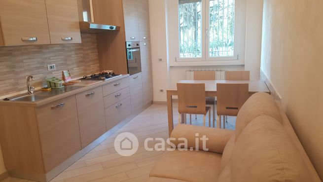 Appartamento in residenziale in Via Francesco Primaticcio 184