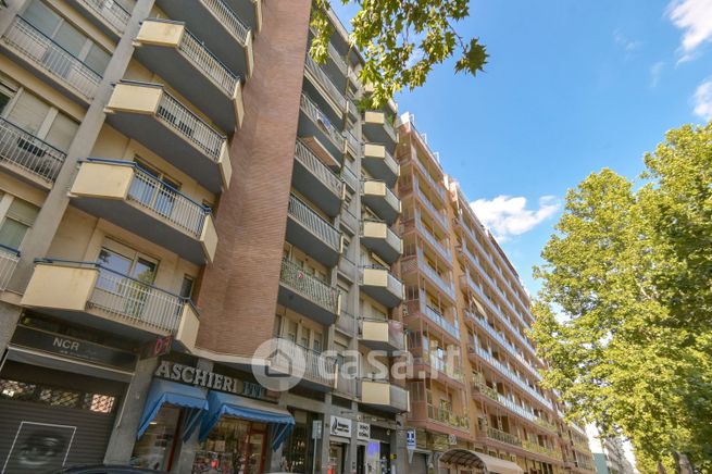 Appartamento in residenziale in Corso Francia 284