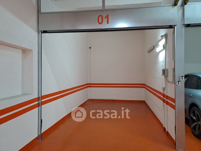 Garage/posto auto in residenziale in Viale dei Colli Portuensi 106