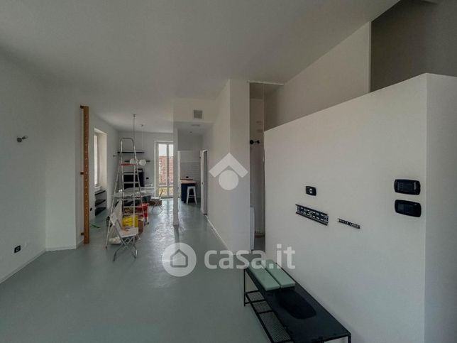 Ufficio in commerciale in Via Castelfidardo 1